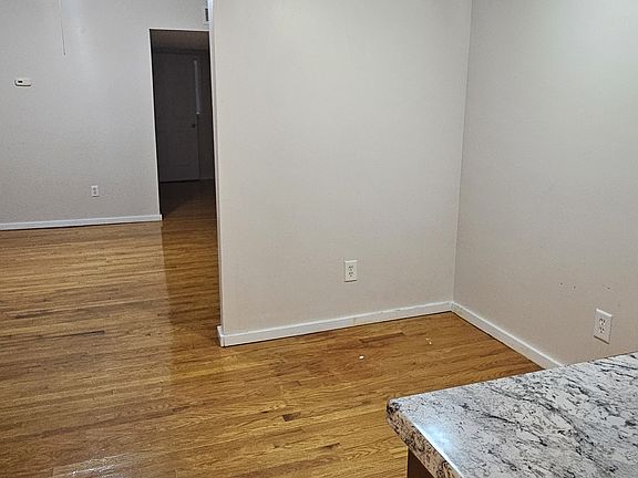 5th image of 315 W Thomas St #4