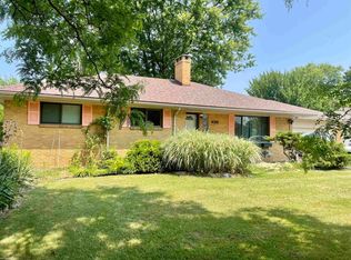 18621 Common Rd, Roseville, MI 48066