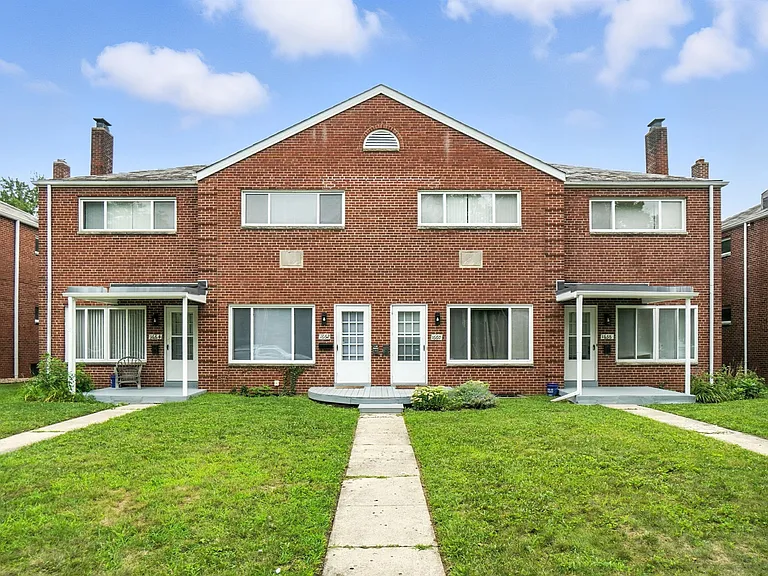 1660 Elmwood Ave — Photo 4