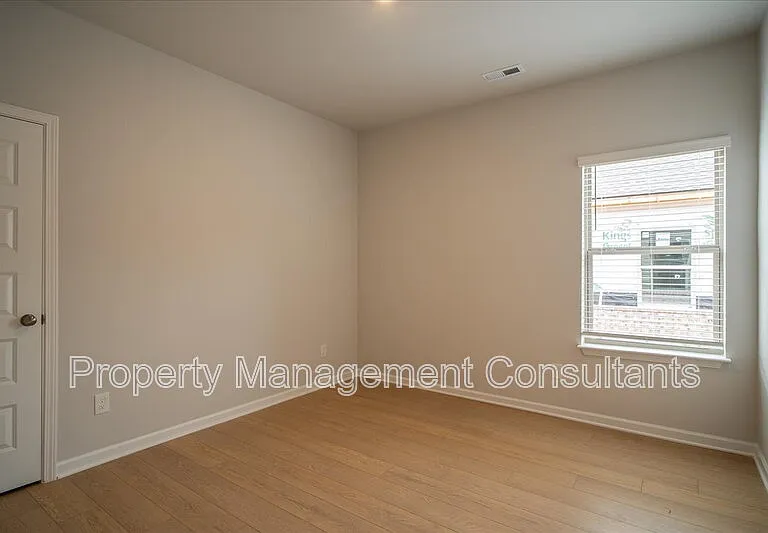 22772 Dashwood Ln — Photo 12