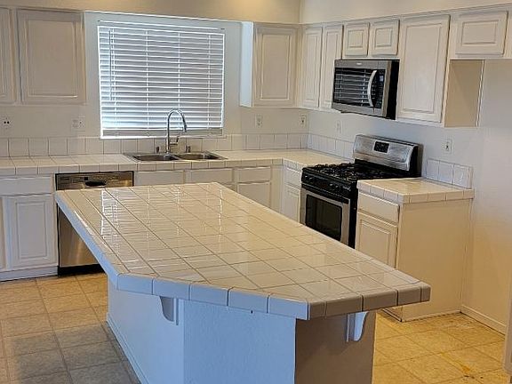5th image of 4838 Hearthwood Ct
