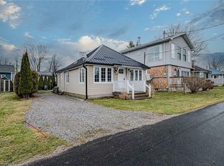 11 Bass Ln, Norfolk County, ON N0E1M0