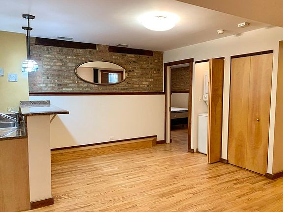 2nd image of 1609 W Estes Ave #1G