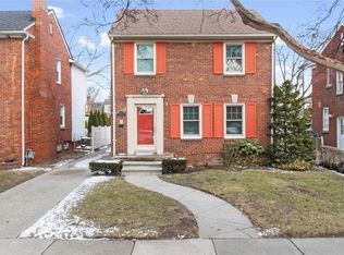 200 N York St, Dearborn, MI 48128