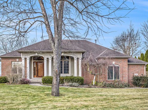 111 Arrowhead Dr, Coldwater, MI 49036