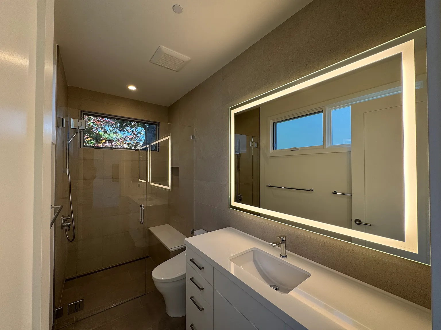 3 bed, 1545 sqft, $7,200 — Photo 4