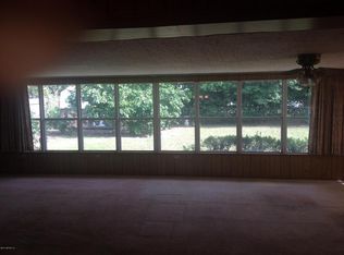 819 Leafy Ln, Jacksonville, FL 32216