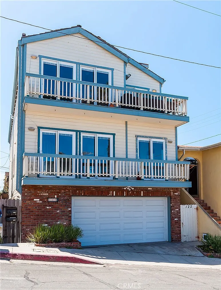 4 bed, 1800 sqft, $12,000 — Photo 2