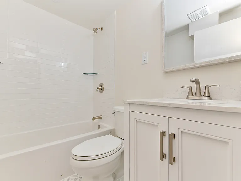 51 Belmont St #1 — Photo 5
