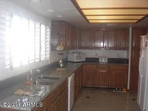 5th image of 5528 E Hillery Dr