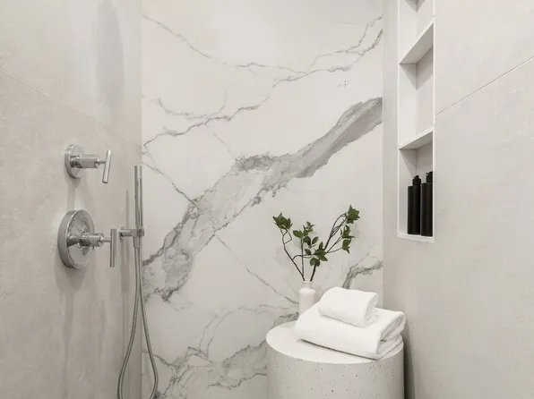 684 Dean Street image 10 of 14