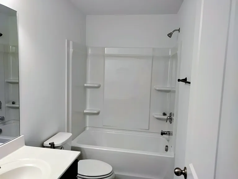 1111 Lossie Ln — Photo 14