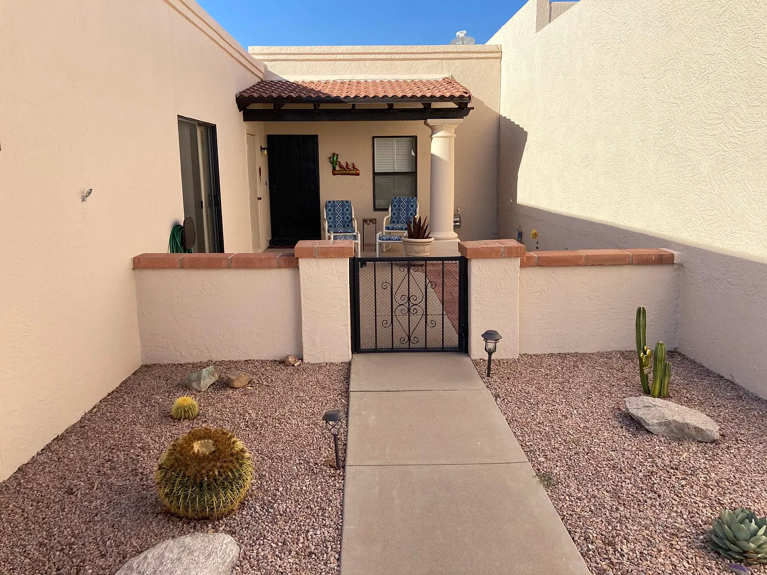 2 bed, 1600 sqft, $1,950 — Photo 2