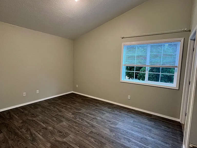 2832 Indigo Way — Photo 4