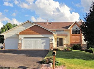 2404 Schaller Dr E, Maplewood, MN 55119