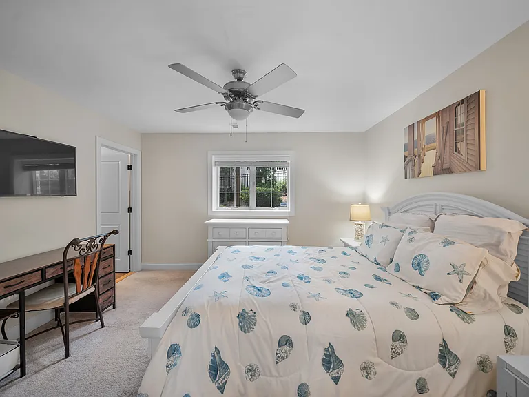 302 Villa Dr — Photo 11