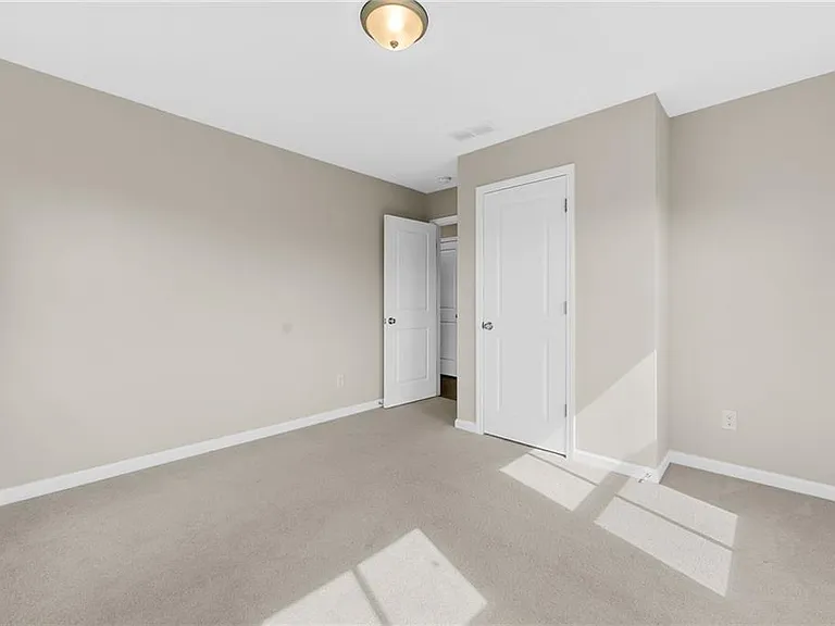 331 Northaven Ave — Photo 32