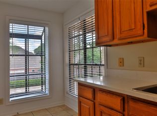 1311 Antoine Dr APT 242, Houston, TX 77055