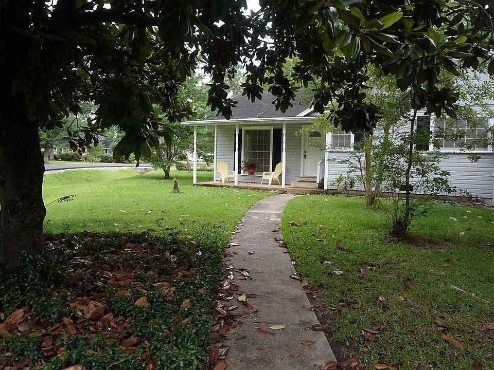 1st image of 1655 East Dr