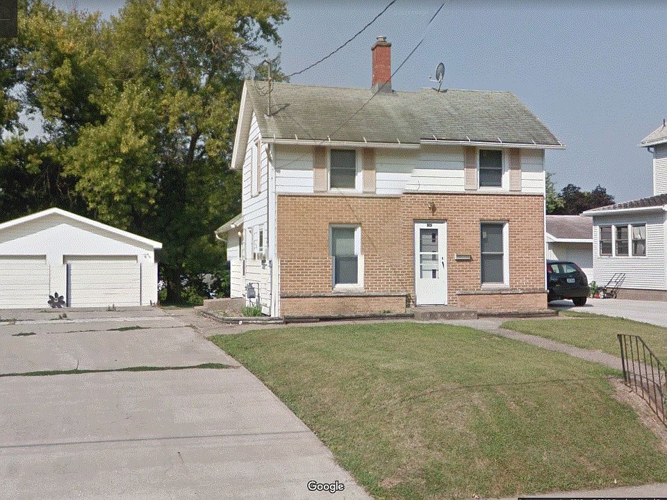 1st image of 1202 Oak St