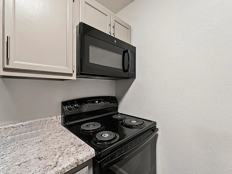 Metro Apartments At Bethalto — Photo 20
