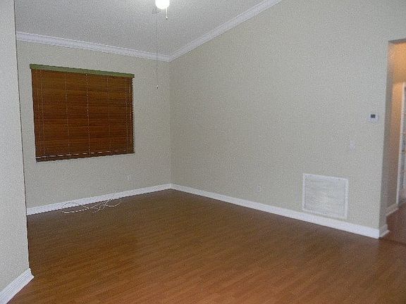 Additional Living Room