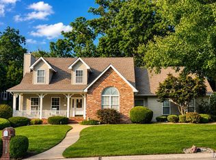 868 Natchez Dr, Saint Charles, MO 63303