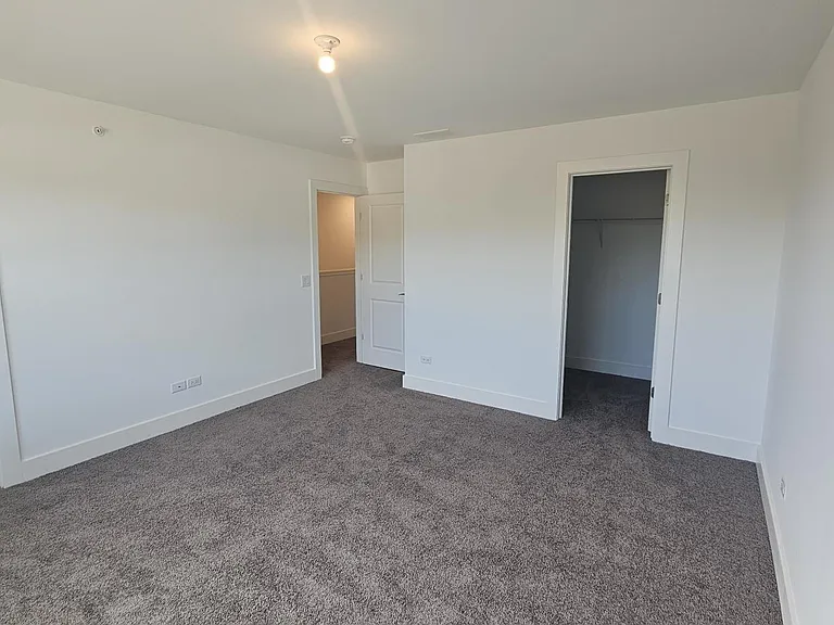6429 Main St #0 — Photo 17