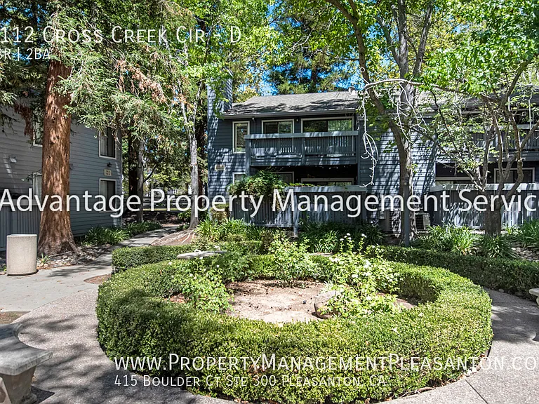 7112 Cross Creek Cir #D — Photo 15