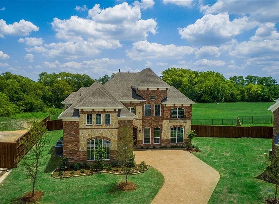 1st image of 4921 Meadow Creek Dr