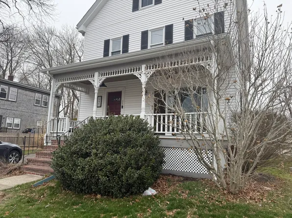 1 Stafford St #1, Plymouth, MA 02360