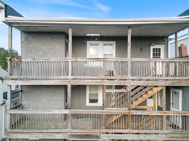 248 Rantoul St — Photo 4