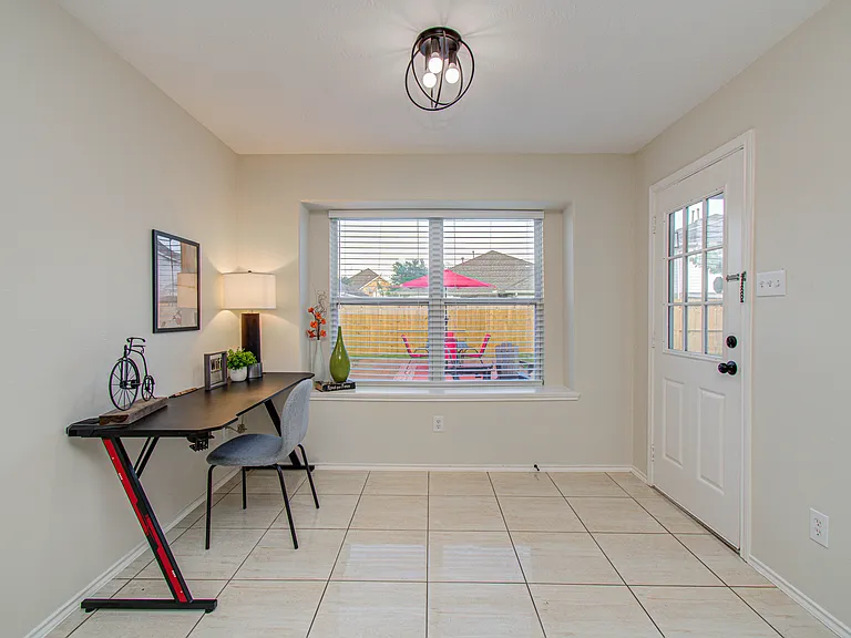 7211 Crescent Mills Dr — Photo 15