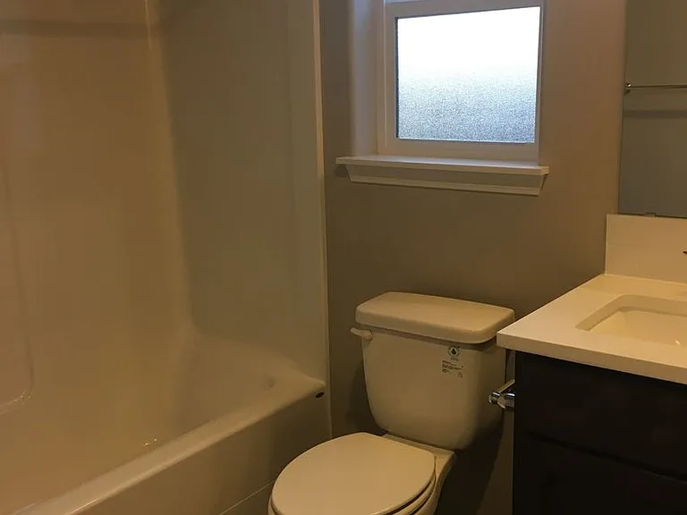 1534 SW 36th Loop — Photo 4