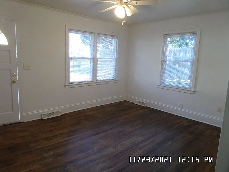 2124 Ravendale St — Photo 1