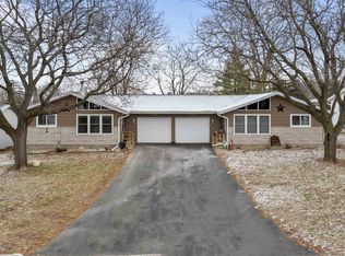 342 S Park Ln, Seymour, WI 54165