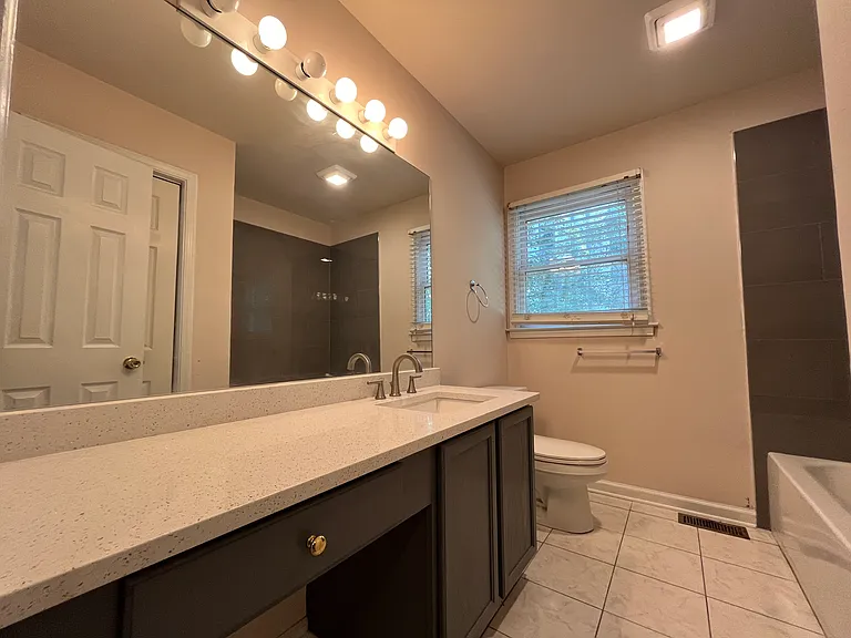 36 Moreland Ave NE #2 — Photo 5