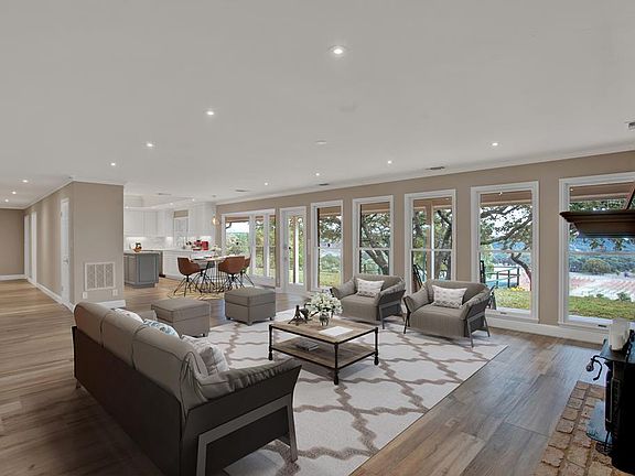 3rd image of 835 Country Creek Ln