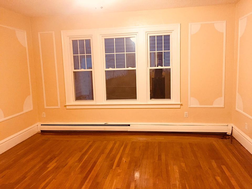1st image of 56 Anthony St #1