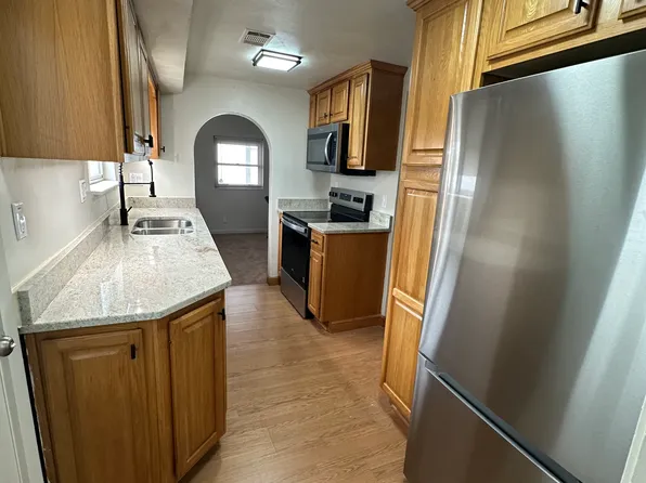 214 12th St, Monaca, PA 15061