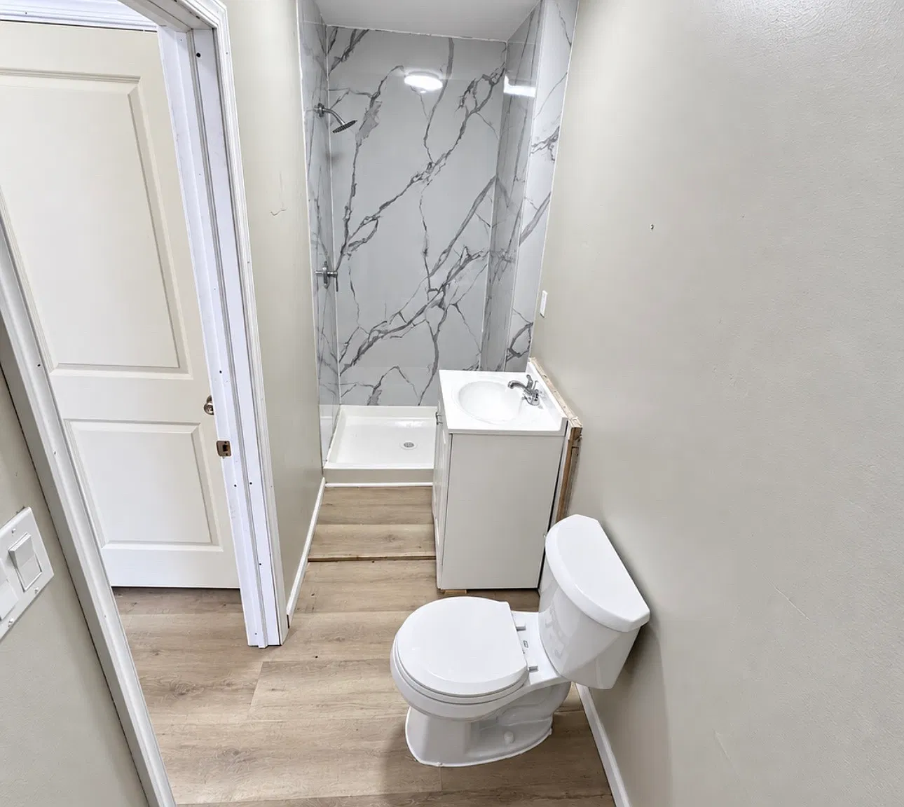 2419 W Master St — Photo 3