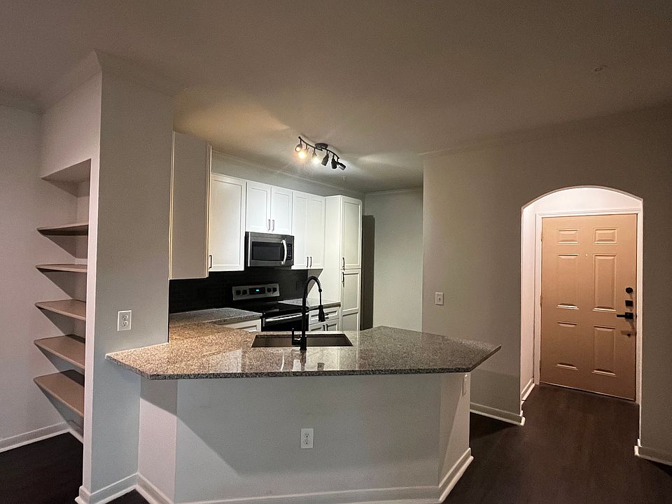 1st image of 14720 West Rd #4104