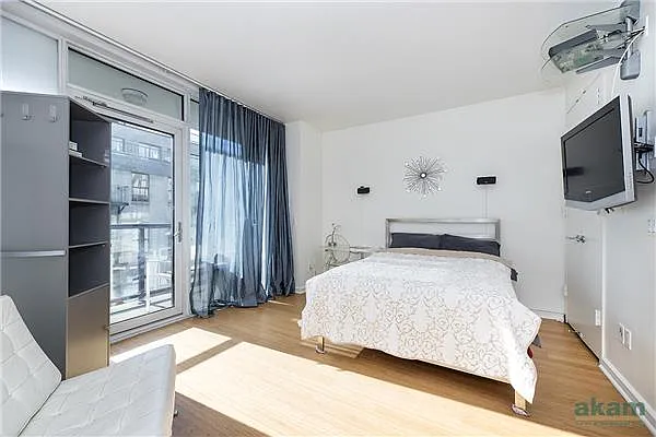 Sold by Akam Sales and Brokerage | media 1