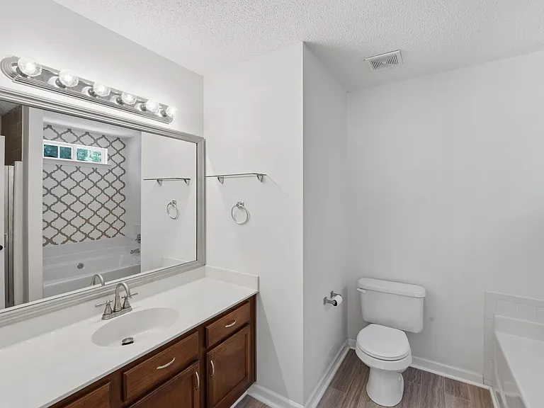 9740 Veronica Dr — Photo 12