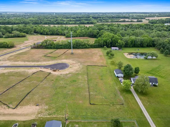 1736 Harvey Ln, Grove City, OH 43123