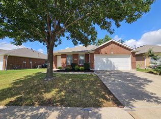 5813 World Champion Ct, Fort Worth, TX 76179
