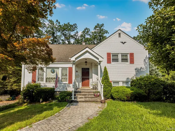 33 Dexter Road, Yonkers, NY 10710