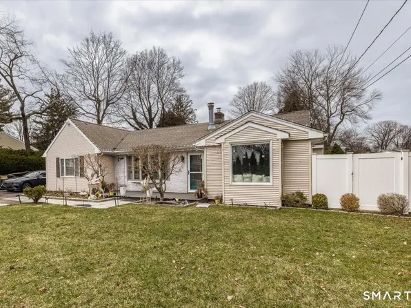 56 Linden St, Norwalk, CT 06851