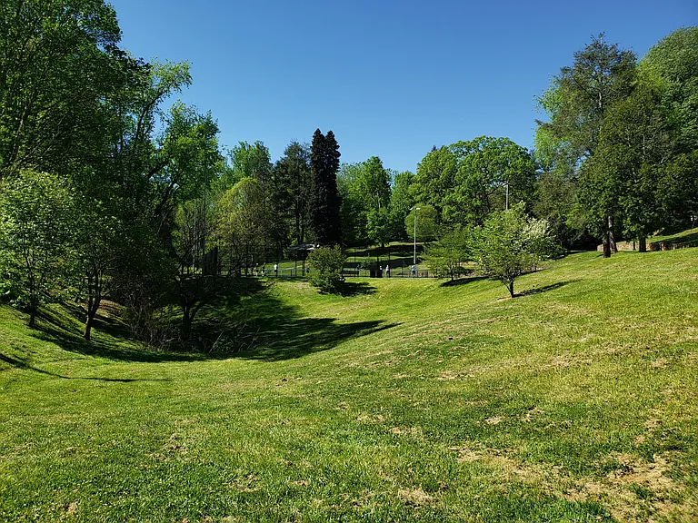 Cumberland Cir — Photo 13