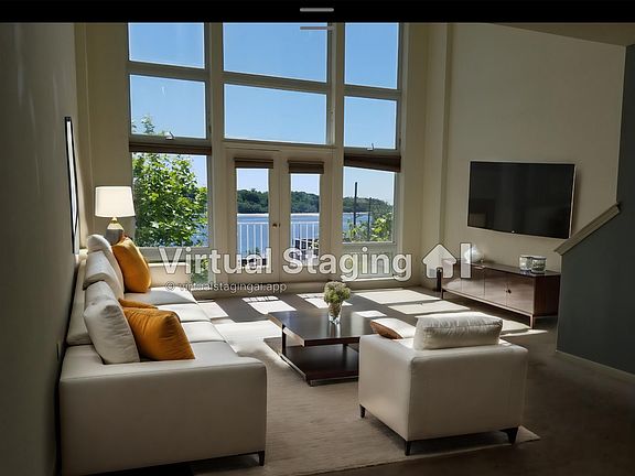 4th image of 358 Rector St W